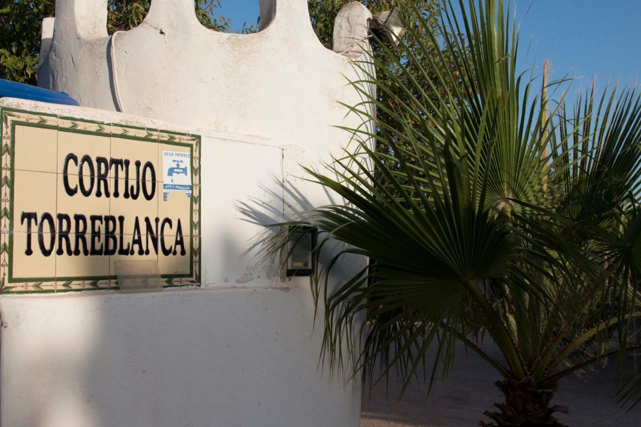 Casas Rurales Cortijo Torreblanca Parque Cabo De Gata エル・ポソ・デ・ロス・フライレス エクステリア 写真